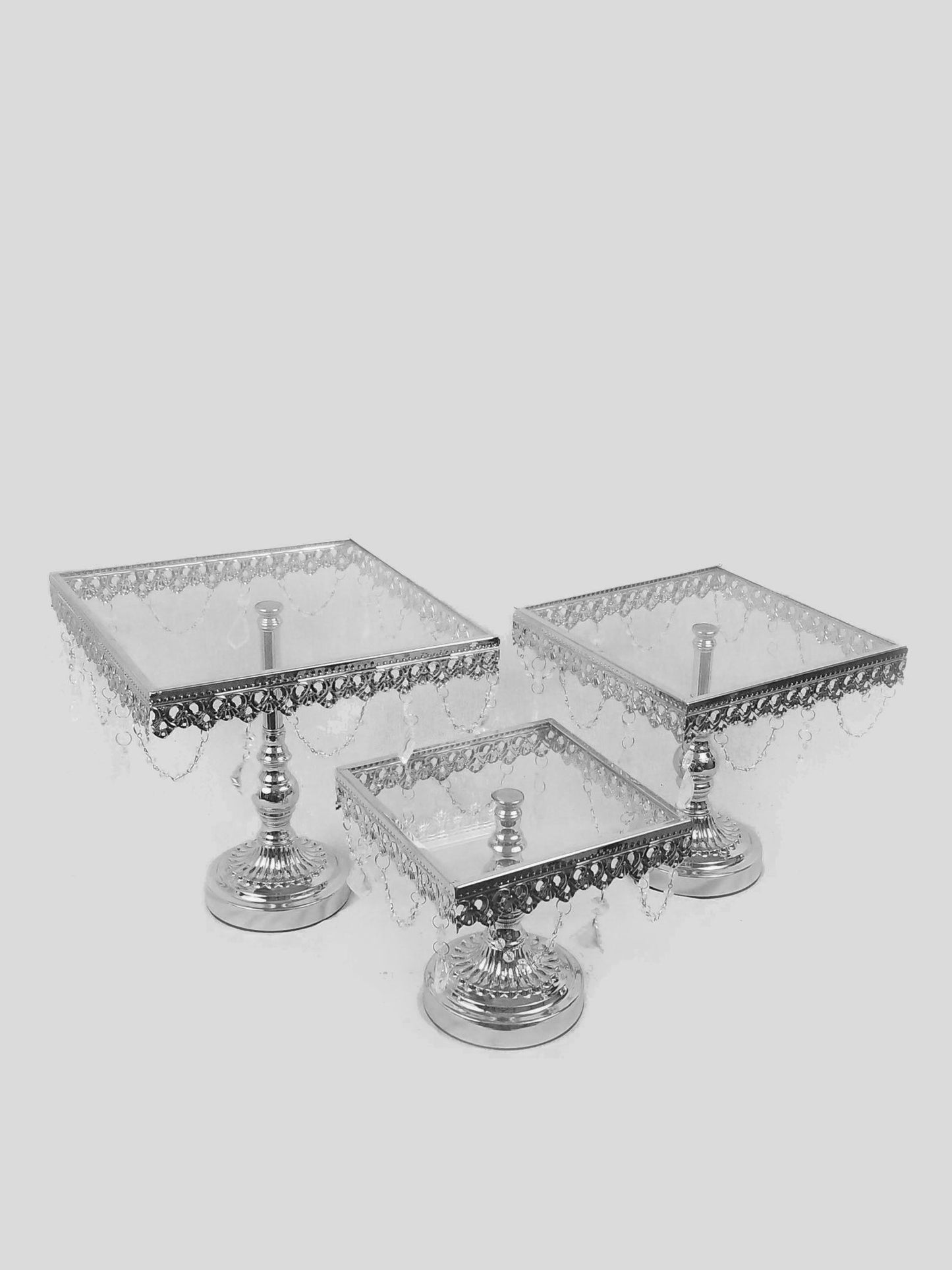 KK8 SL - Silver Set of 3 Square Metal Cake Stand With Glass Top