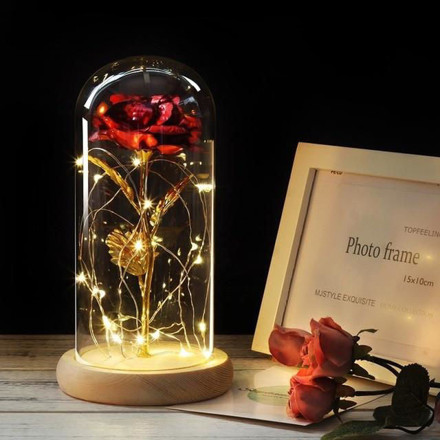 GW0512 - 12"Beauty And The Beast Themed Glass Dome