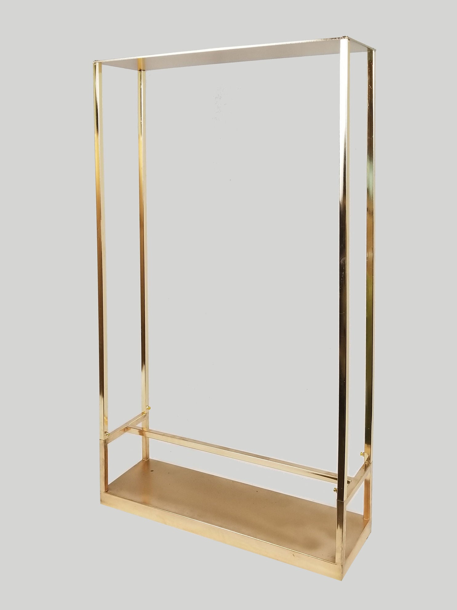 VC-2588 Gd- 33" Shiny Gold Wedding Wire Metal Centerpiece