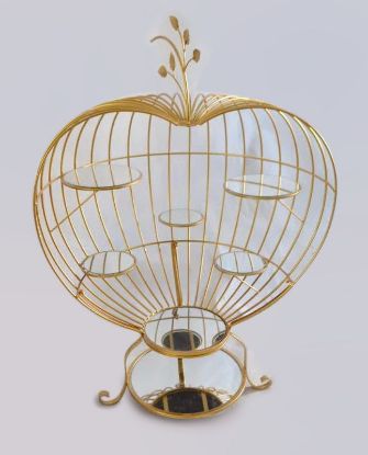 Picture of Apple Shaped Cake Stands Display
